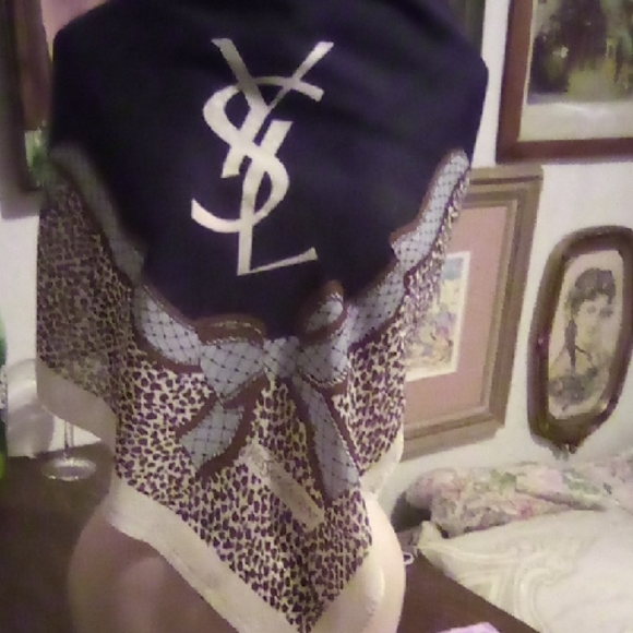Yves Saint Laurent 44 By 44 Sheer Designer Scarf In Excellent Condition. - Picture 1 of 6